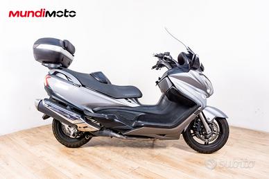 SUZUKI BURGMAN 650 - 2015