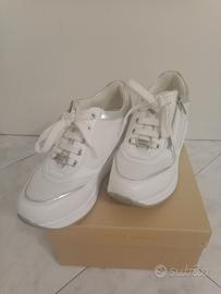 Sneakers   Mariella Burani tg.37