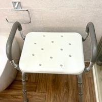 Sgabello per doccia