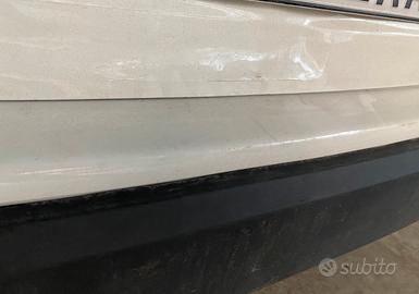 Portellone e paraurti fiat panda