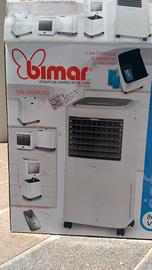 Ventilatore e rinfrescatore d’aria bianco