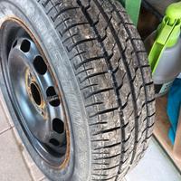 Gomma con cerchio nuova mai usata