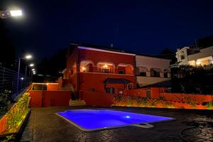 Villa di prestigio con piscina elegante