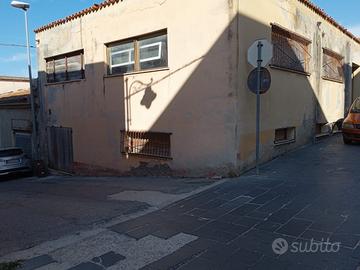 Casa indipendente su due piani