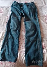 Pantalone da moto con protezioni 