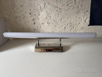 Applique LED luce calda per bagno