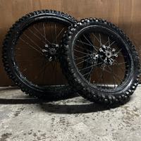 coppia cerchi + gomme nuove