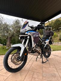 Africa twin 1100 DCT automatica
