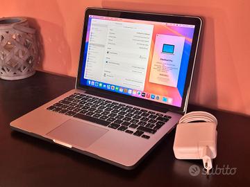 Macbook Pro 13" 256gb CONS. DOMIC. A MANO
