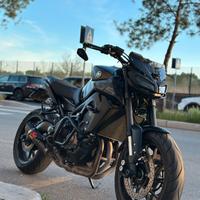 Yamaha Mt-09 akrapovic
