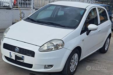 Fiat Grande Punto 1.3 MJT 75 CV 5 porte Dynamic