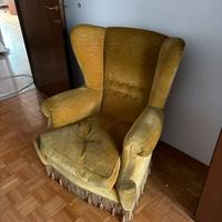 Poltrona Vintage in Velluto Ocra