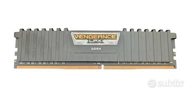 RAM CORSAIR 16GB 2X8 DDR4 2400MHZ VENGEANCE