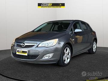 Opel Astra 1.7 CDTI 110CV 5 porte Cosmo