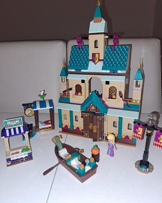 Lego tanti pezzi: batman, ironman, moto, frozen