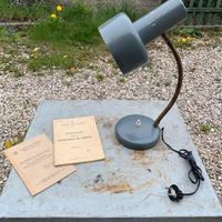 Lampada da tavolo flexo