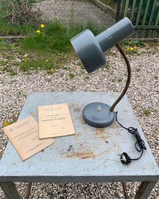 Lampada da tavolo flexo