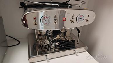 Macchina caffè Illy iperespresso Francisfrancis x2