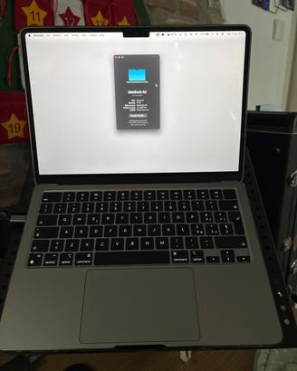 Macbook air m3 16/256