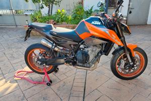 KTM Duke 790