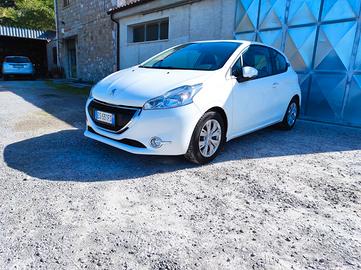 Peugeot 208 1.6 e-HDi 92 CV Stop&Start 3 porte All