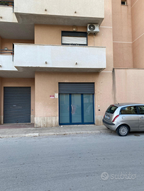 Garage destinazione commerciale