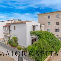 San Teodoro | Villa bifamiliare in posizione centr