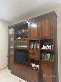 PARETE ATTREZZATA IN LEGNO