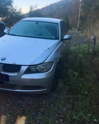 ricambi auto da smontare sul posto