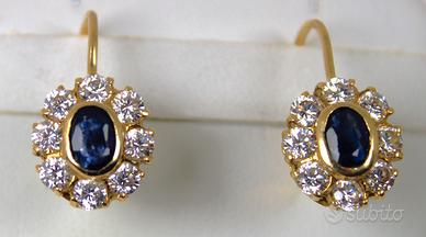 Orecchini a monachella in oro 750 e zaffiri blu