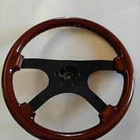 RAID volante in legno auto vintage