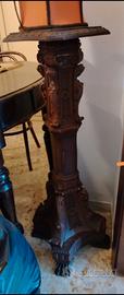 Colonna in legno