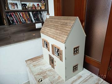 Casetta in legno apribile