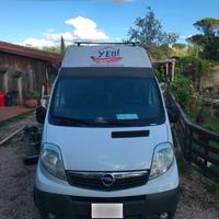 Opel vivaro van