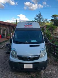 Opel vivaro van