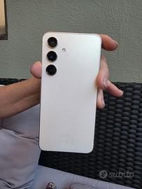 SAMSUNG GALAXY S24 + SAMSUNG GALAXY BUDS3 FE