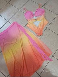 Costume con pareo