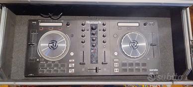 Numark Mix track pro 3  Console + Flight case