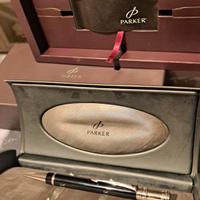 Penna sfera Parker Duofold Platinum e sua scatola