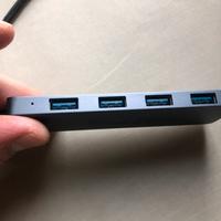 Adattatore da Usb C a 4 Usb normali
