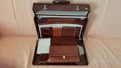 ventiquattrore in pelle artigianale con serratura