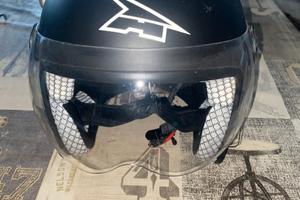 casco AXO