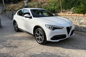 Alfa Romeo Stelvio 2.2 Turbodiesel 190 CV AT8 Q4 S