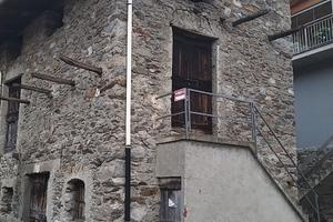 Rustico da ristrutturare