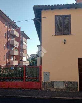 CASA SEMINDIPENDENTE A BELGIOIOSO