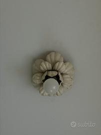 Plafoniera vintage in ceramica smaltata a fiore