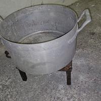 bruciatore con pentolone