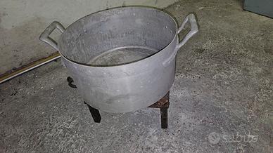 bruciatore con pentolone