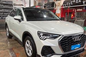 AUDI Q3 SPB 45 TFSI  E TRONIC BUSINESS PLUS