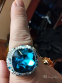 anello con pietra acquamarina  e con strass
